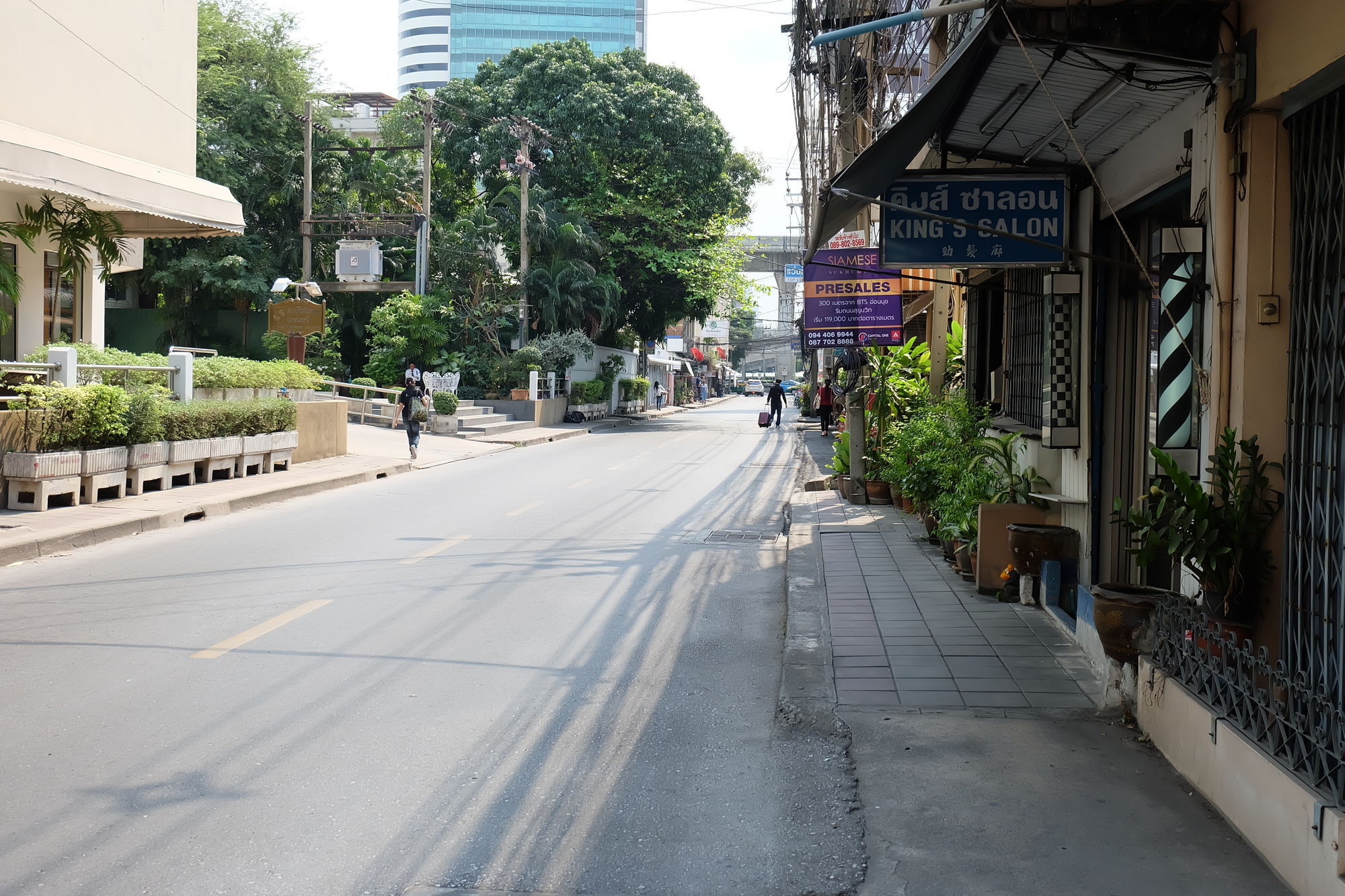 On The Bed Hostel Bangkok Exteriör bild